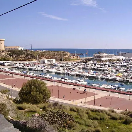 Modern In With Sea View & Pool Apartment *